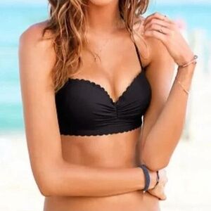VS The Getaway Halter black bikini top – size 32B